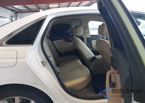 2020 Audi A4 Premium 40 Tfsi Front-Wheel Drive S Tronic z USA, uszkodzony, nr VIN WAUGMAF44LN005693